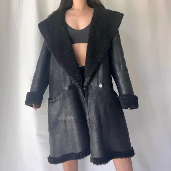 Vintage Black 100% Genuine Shearling Heavy Coat - Picture 1 of 6